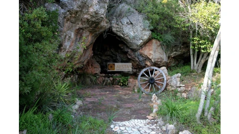 Moradia T6 para Venda em São Bartolomeu de Messines