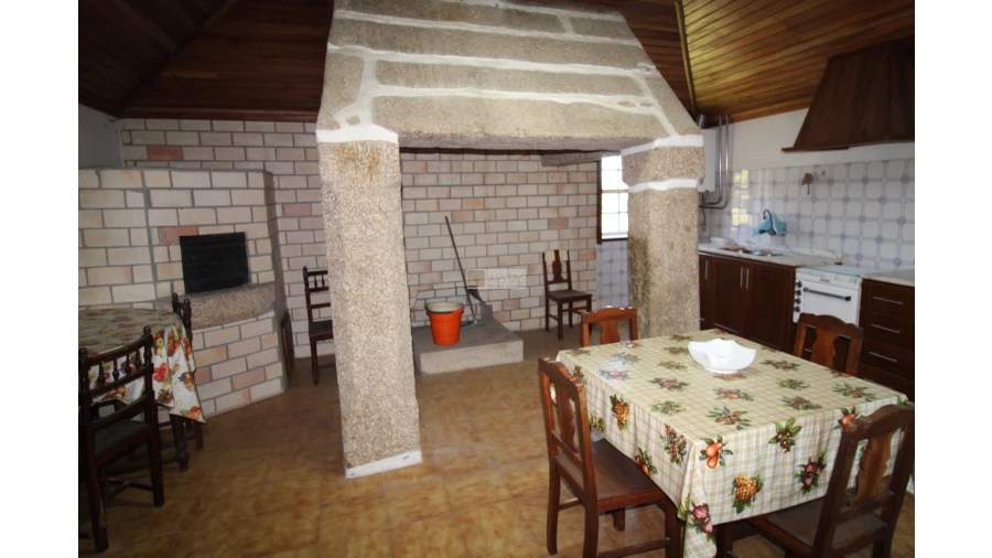 Quinta T5 para Venda em Santa Maria de Sardoura Foto 8