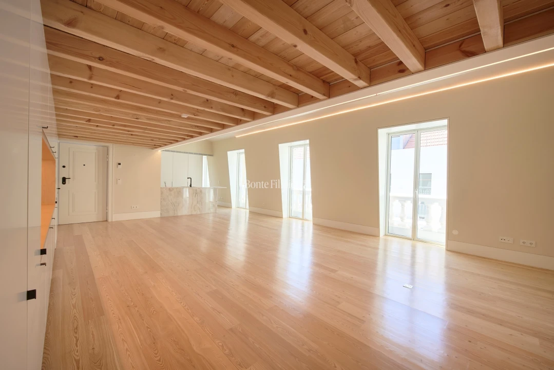 Apartamento T1 para Venda em Santo António Foto 30