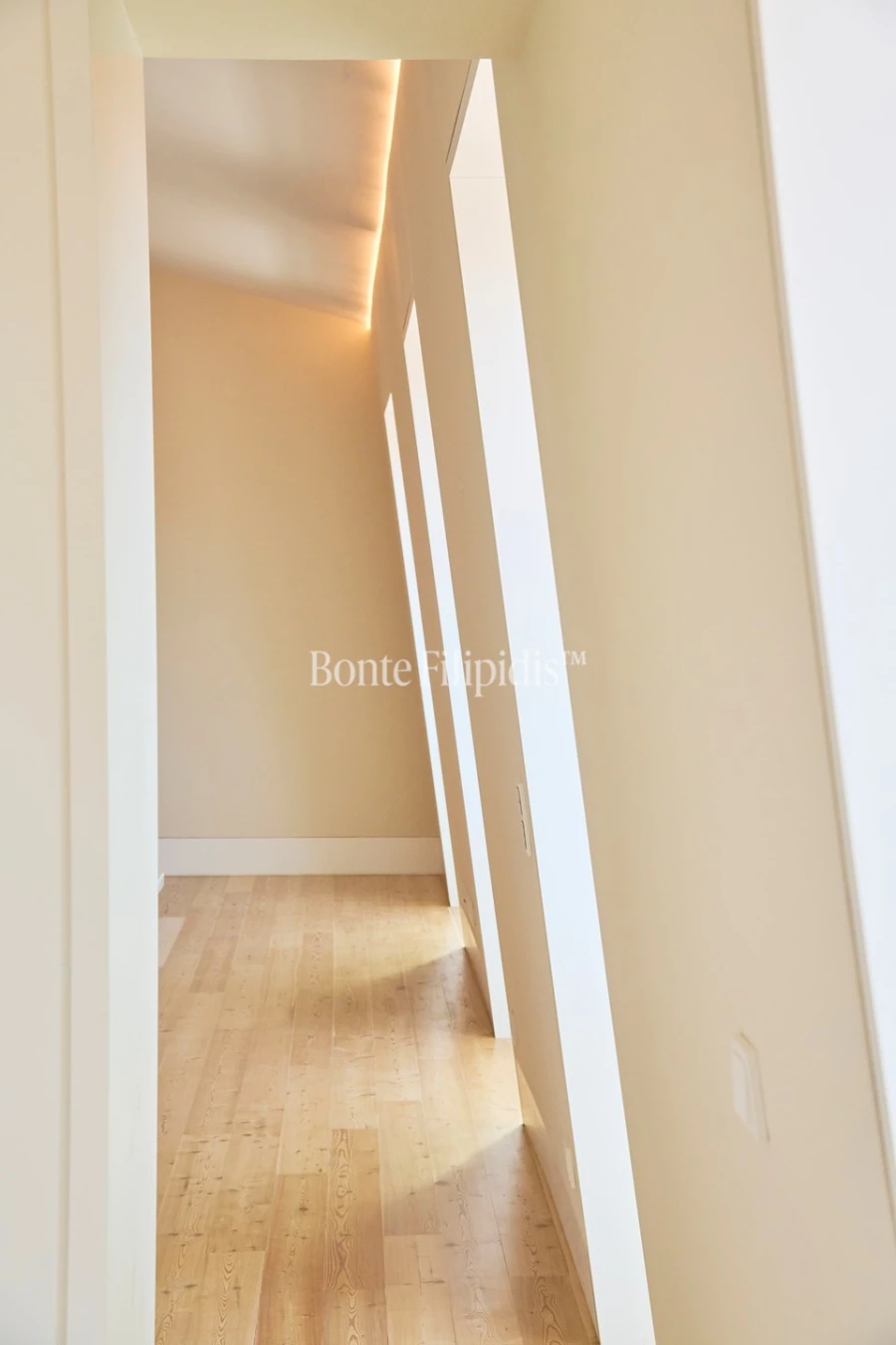 Apartamento T1 para Venda em Santo António Foto 13