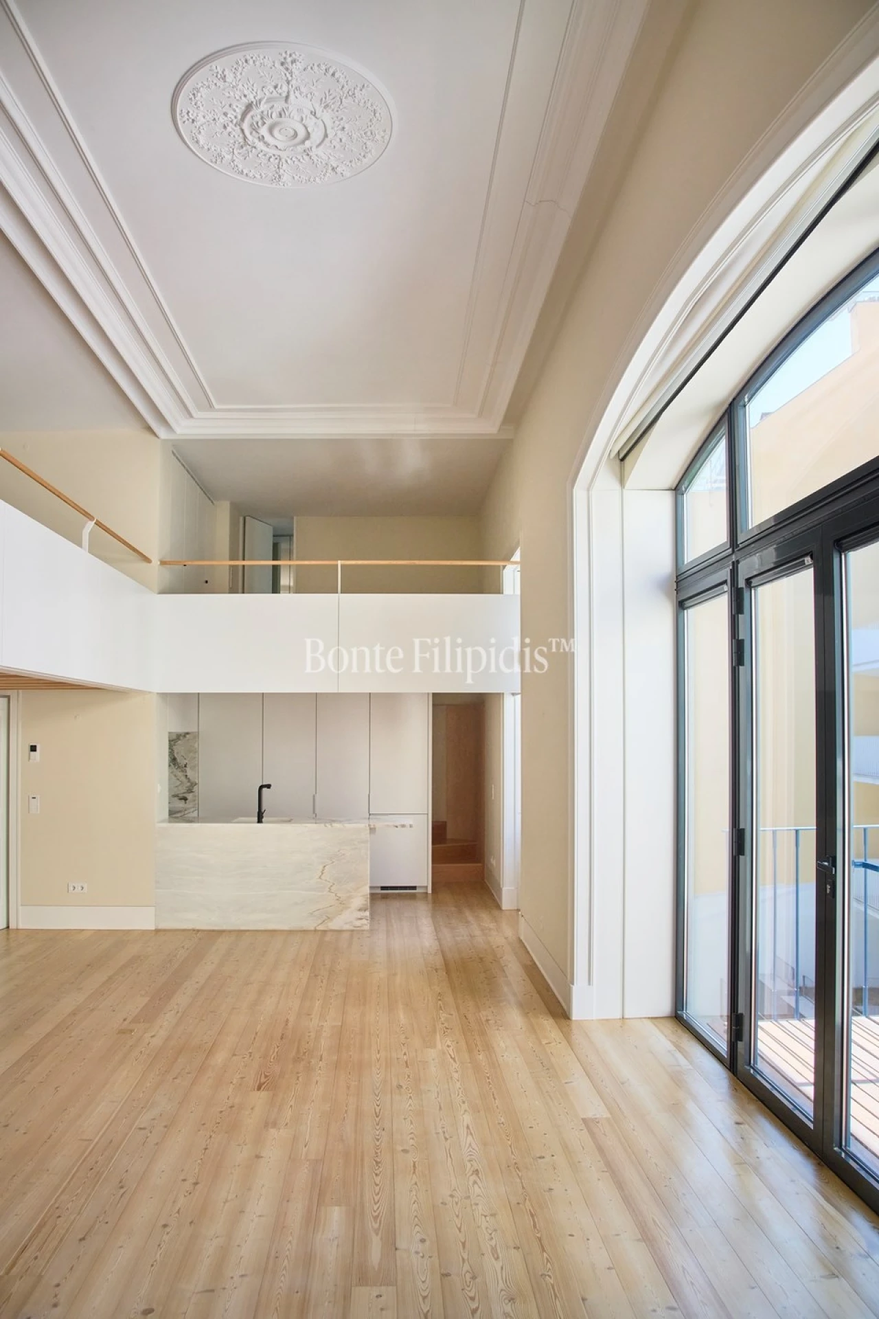 Apartamento T1 para Venda em Santo António Foto 23