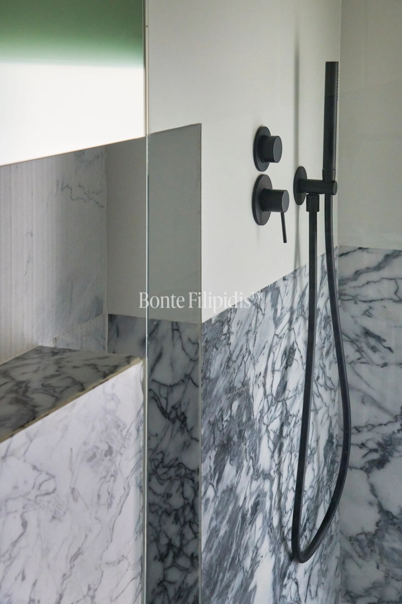 Apartamento T1 para Venda em Santo António Foto 27