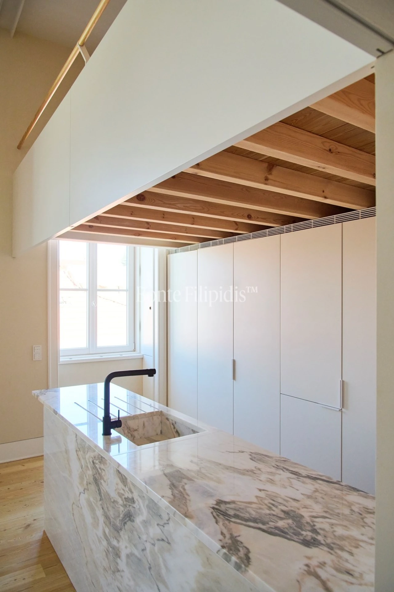 Apartamento T2 para Venda em Santo António Foto 37