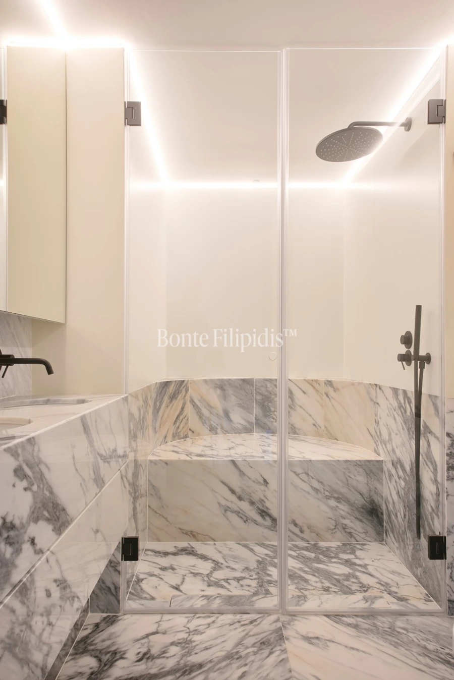 Apartamento T2 para Venda em Santo António Foto 35