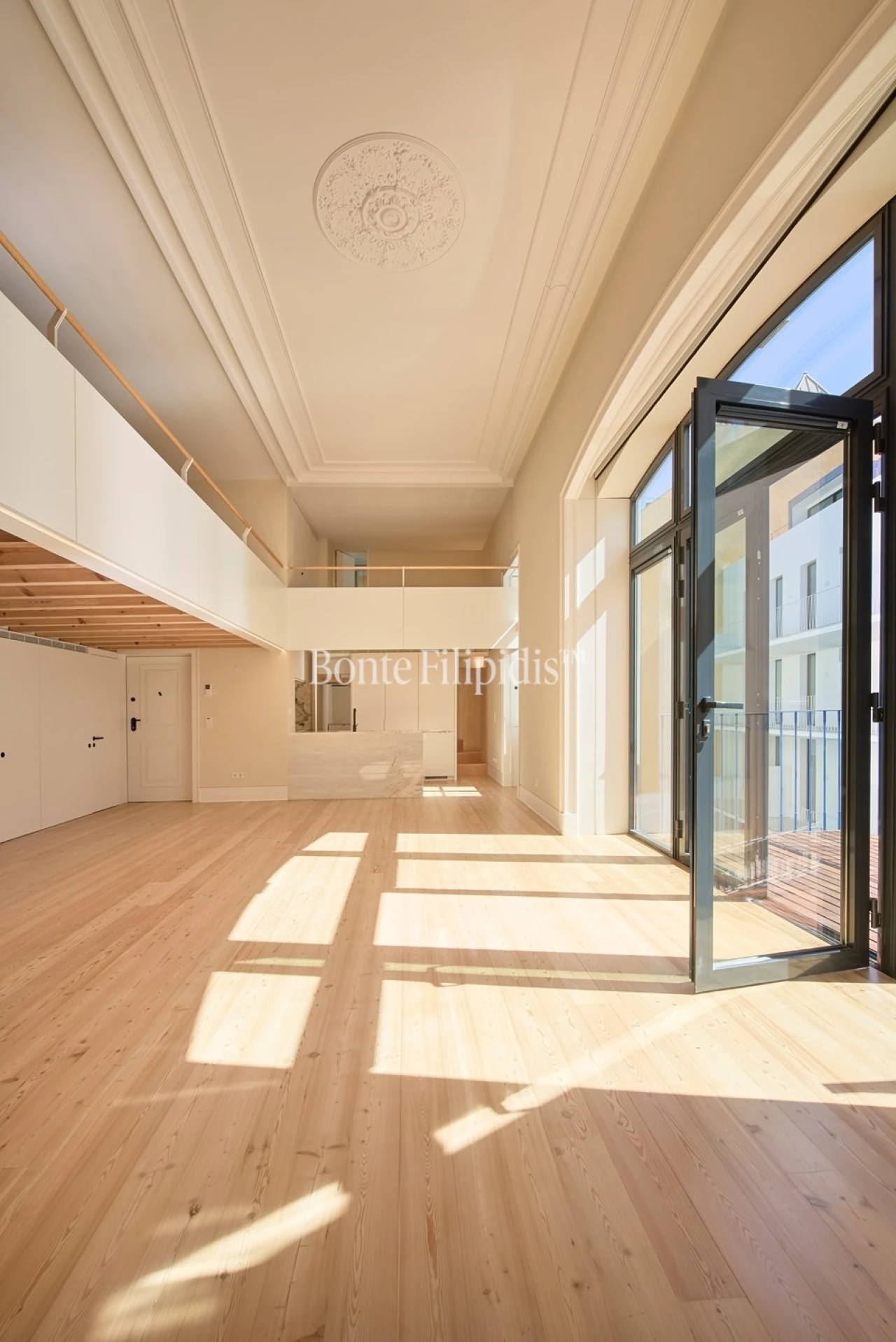 Apartamento T2 para Venda em Santo António Foto 40