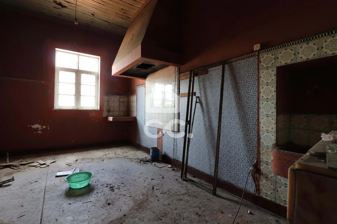 Prédio para Venda em Sé Nova, Santa Cruz, Almedina e São Bartolomeu Foto 19