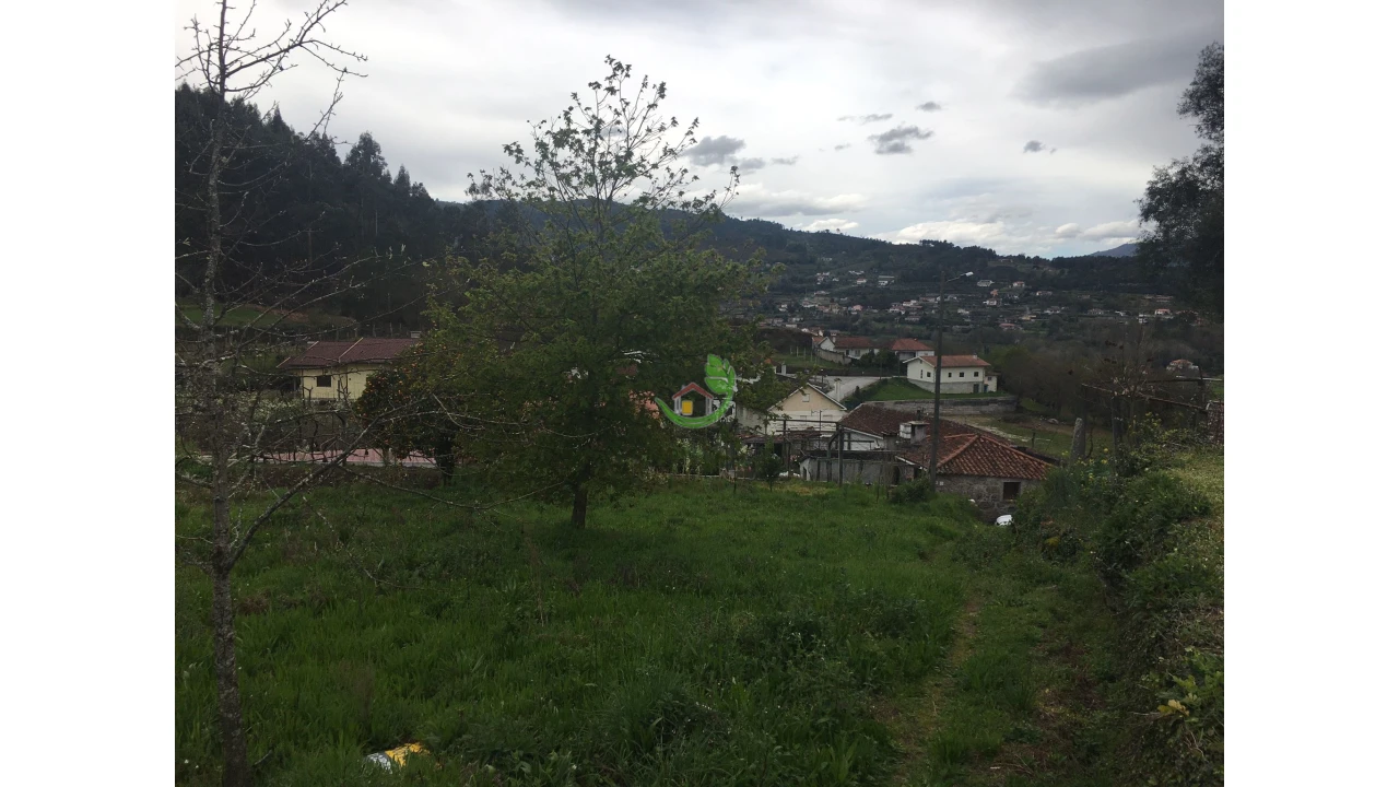 Terreno para Venda em Ponte da Barca, V.N. Muía, Paço Vedro Magalhães Foto 1