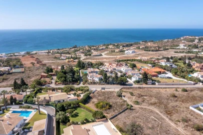 Terreno para Venda em Lagos (São Sebastião e Santa Maria)