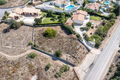 Terreno para Venda em Lagos (São Sebastião e Santa Maria)