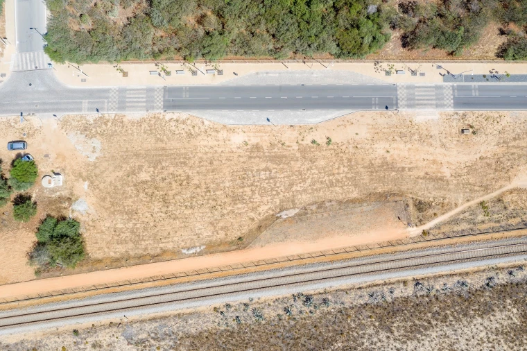 Terreno para Venda em Lagos (São Sebastião e Santa Maria) Foto 4