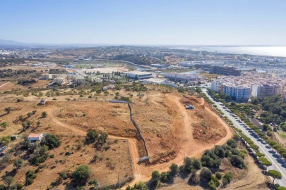 Terreno para Venda em Lagos (São Sebastião e Santa Maria)