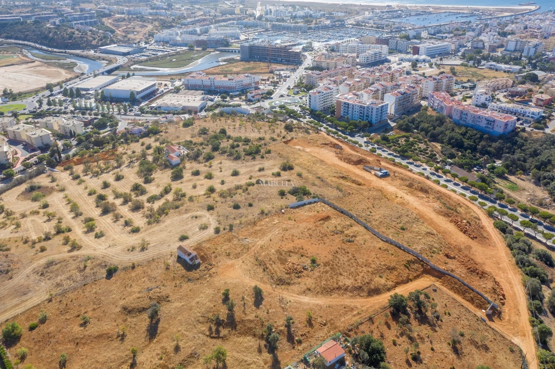Terreno para Venda em Lagos (São Sebastião e Santa Maria) Foto 4