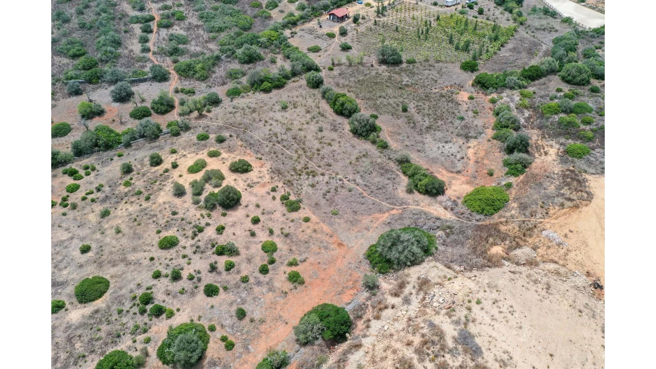 Terreno Agricola ou Rústico para Venda em Lagos (São Sebastião e Santa Maria) Foto 6