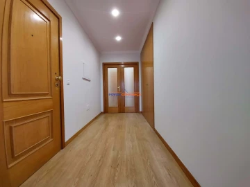 Apartamento T2 para Venda em Póvoa de Varzim, Beiriz e Argivai