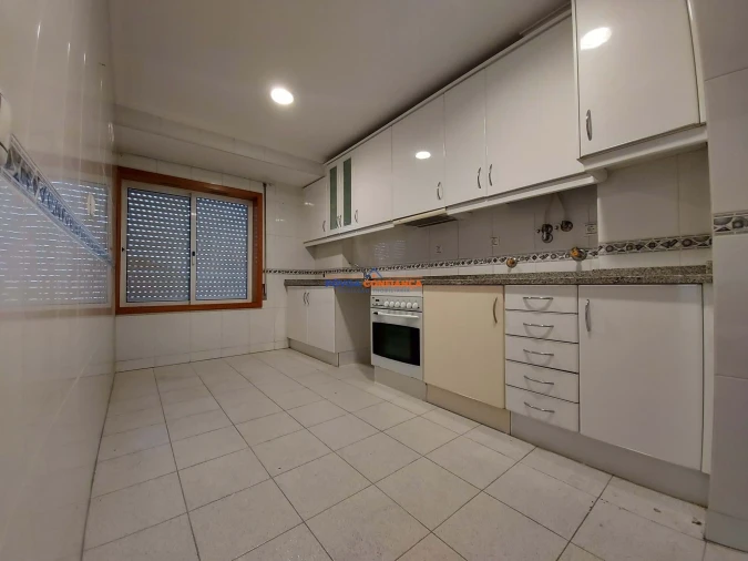 Apartamento T2 para Venda em Póvoa de Varzim, Beiriz e Argivai