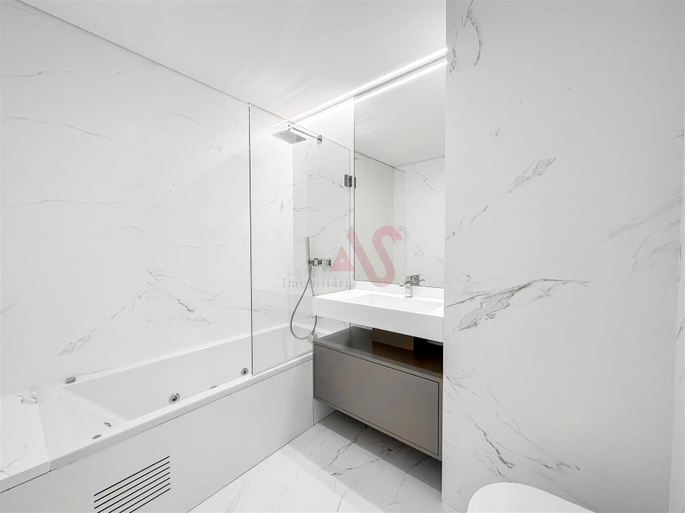 Apartamento T4 para Arrendamento em Matosinhos e Leça da Palmeira Foto 15