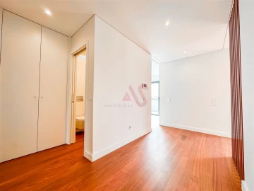 Apartamento T4 para Arrendamento em Matosinhos e Leça da Palmeira