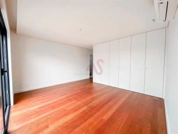 Apartamento T4 para Arrendamento em Matosinhos e Leça da Palmeira