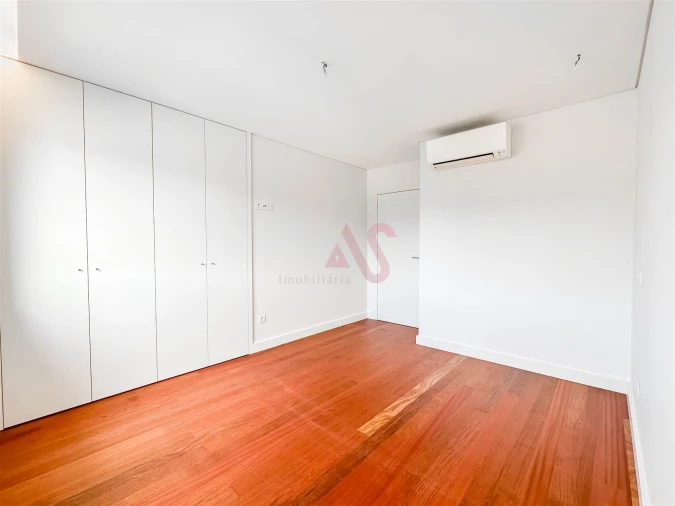 Apartamento T4 para Arrendamento em Matosinhos e Leça da Palmeira Foto 22