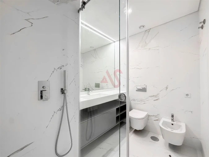 Apartamento T4 para Arrendamento em Matosinhos e Leça da Palmeira Foto 9