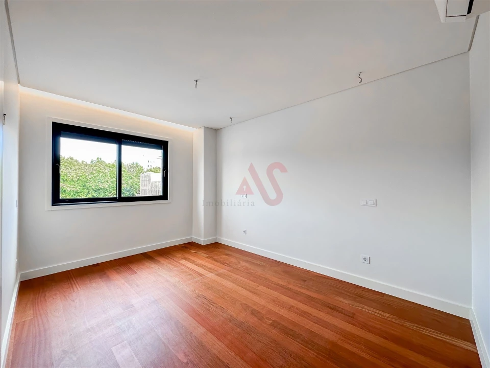 Apartamento T4 para Arrendamento em Matosinhos e Leça da Palmeira Foto 21