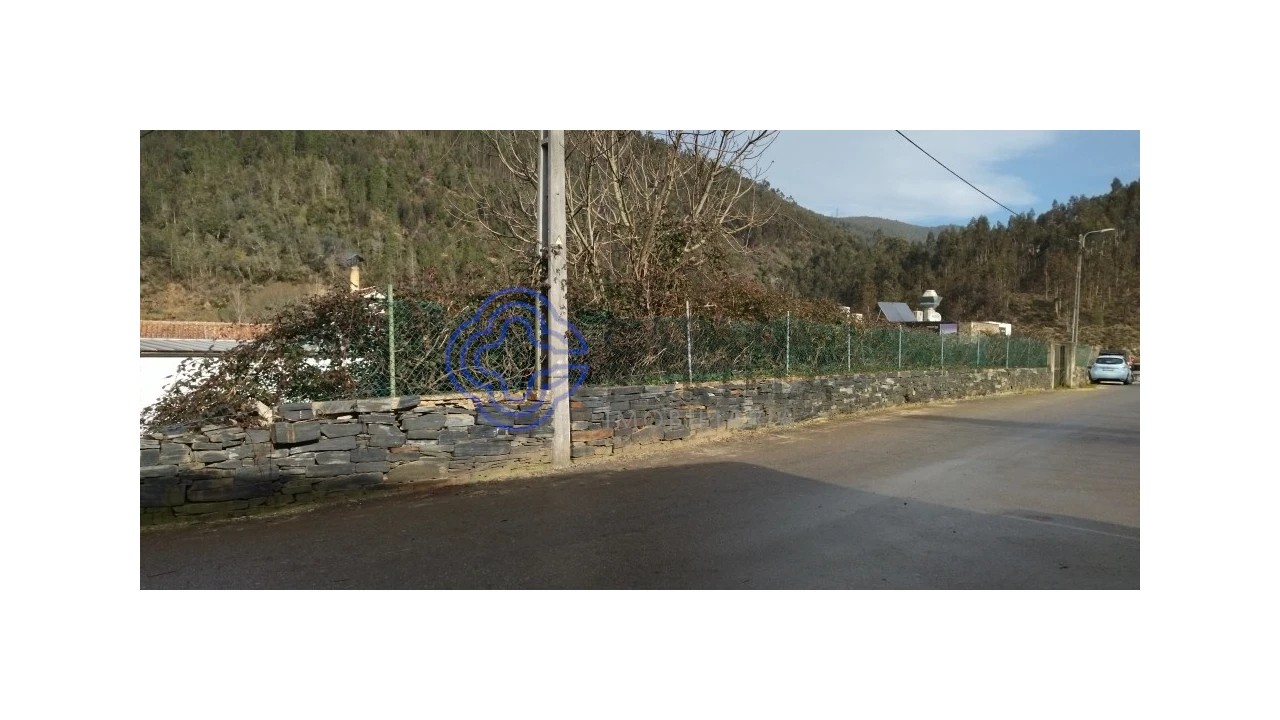 Terreno para Venda em Canelas e Espiunca Foto 8