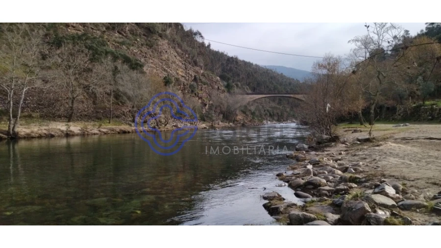 Terreno para Venda em Canelas e Espiunca Foto 18
