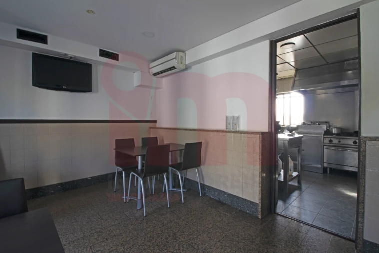 Negócio para Arrendamento em Moreira de Conegos Foto 12