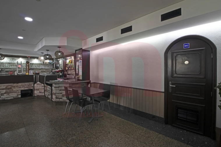 Negócio para Arrendamento em Moreira de Conegos Foto 5