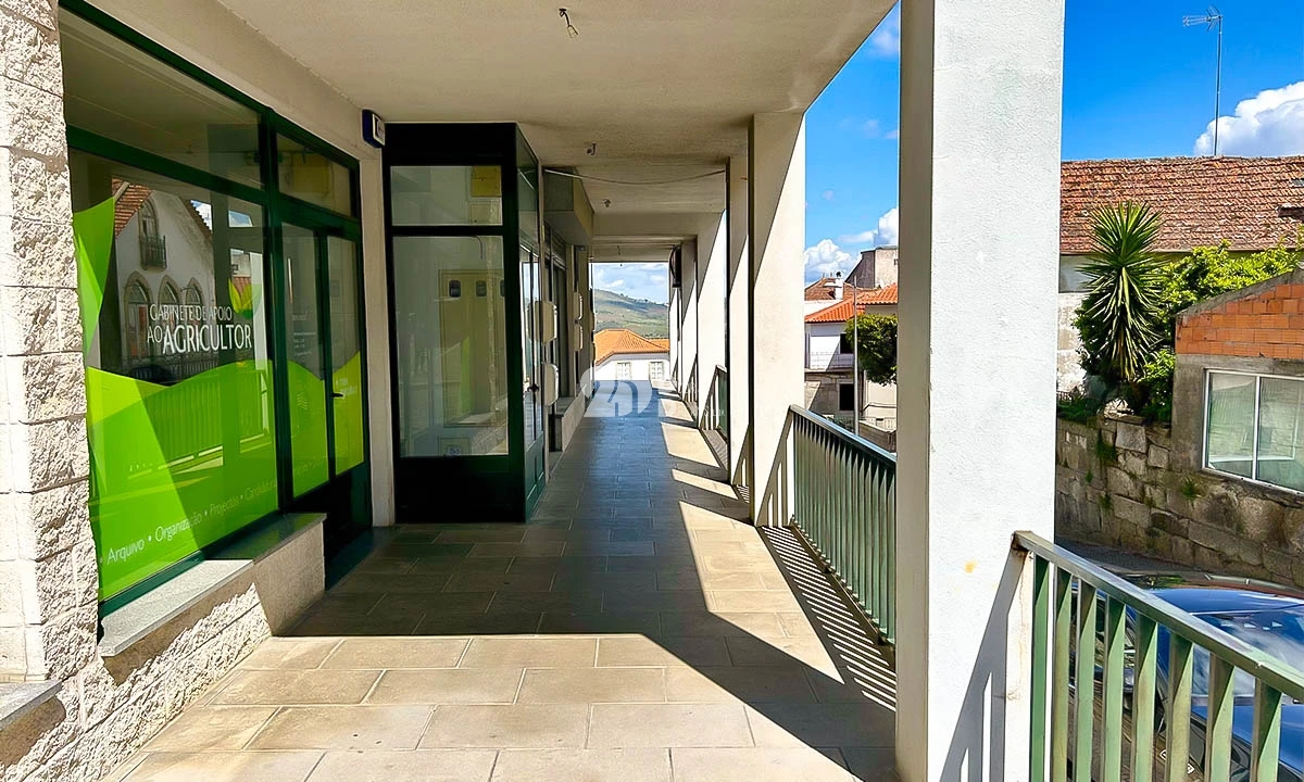 Loja para Venda em Tabuaço Foto 3