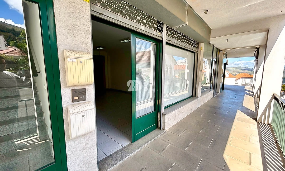 Loja para Venda em Tabuaço Foto 4