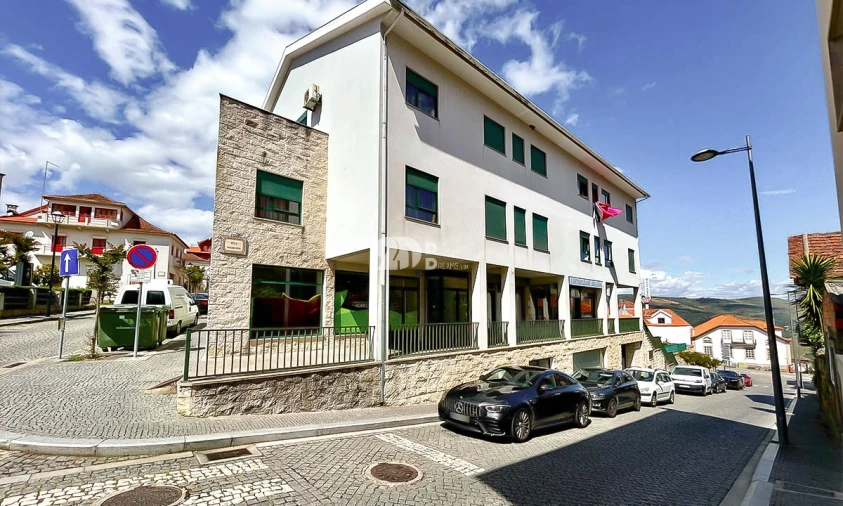 Loja para Venda em Tabuaço