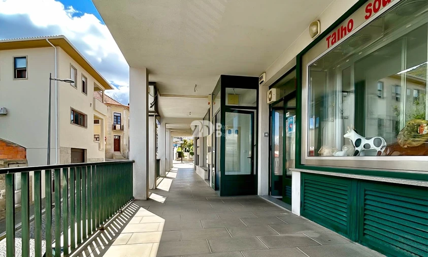 Loja para Venda em Tabuaço Foto 7