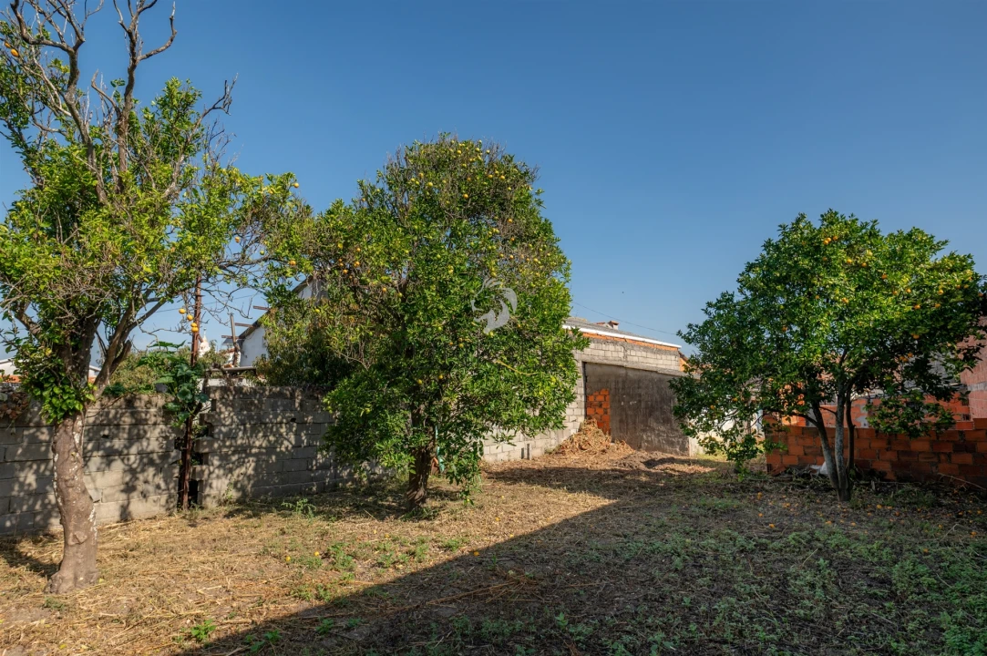 Moradia T0 para Venda em Santa Joana Foto 8