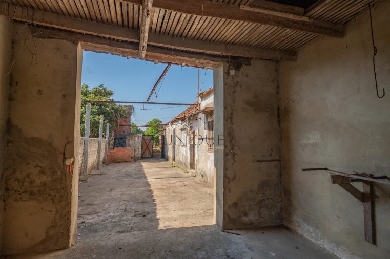 Moradia T0 para Venda em Santa Joana Foto 4