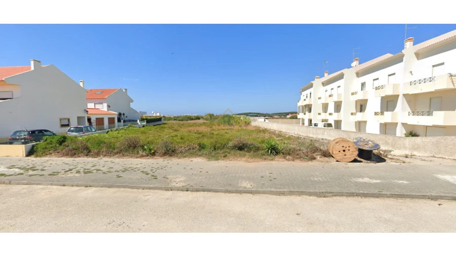 Terreno para Venda em Atouguia da Baleia Foto 4