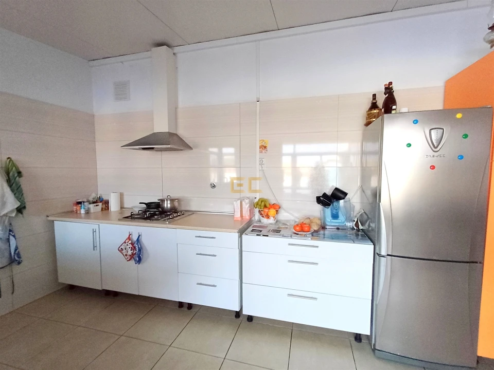 Moradia T8 para Venda em São Pedro Foto 18