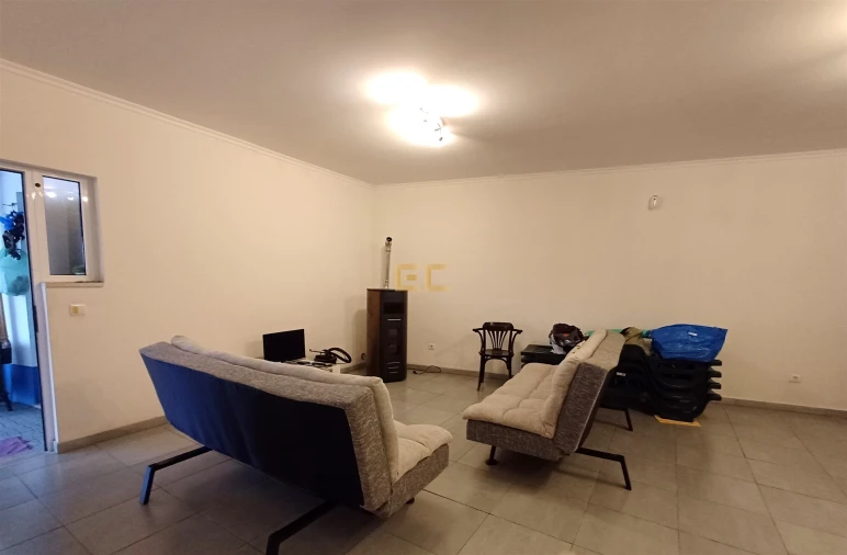 Moradia T8 para Venda em São Pedro Foto 23