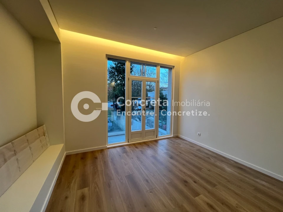 Apartamento T1 para Venda em Braga (Maximinos, Sé e Cividade) Foto 2