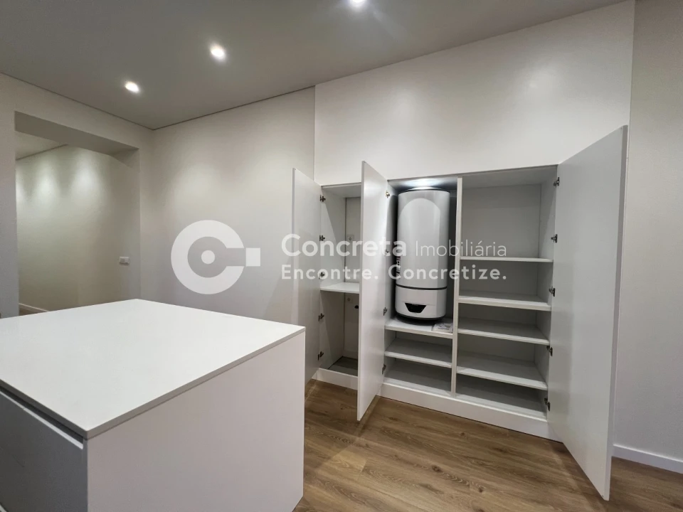 Apartamento T1 para Venda em Braga (Maximinos, Sé e Cividade) Foto 14