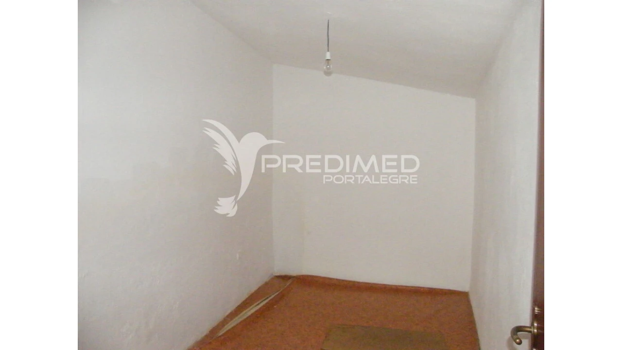 Moradia T2 para Venda em Montalvão Foto 10
