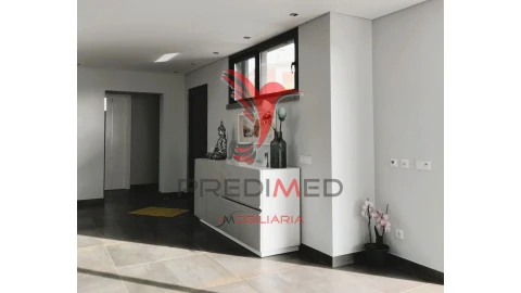 Moradia T4 para Venda em Portimão
