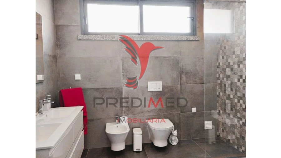 Moradia T4 para Venda em Portimão Foto 7