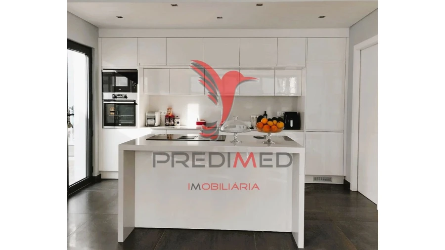 Moradia T4 para Venda em Portimão