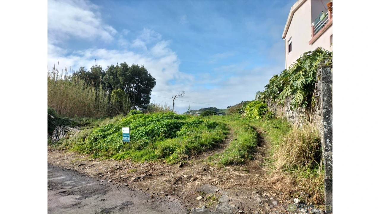 Terreno para Venda em Horta (Conceição) Foto 1