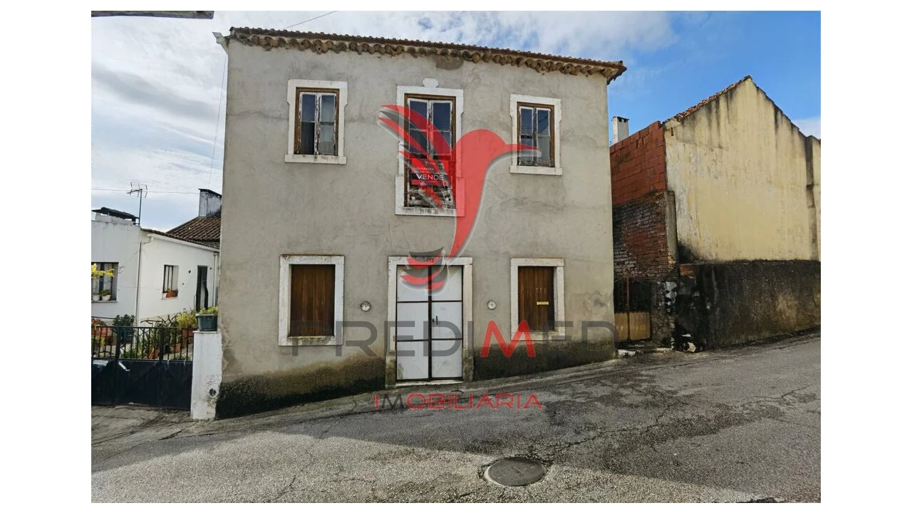 Moradia T3 para Venda em Malhou, Louriceira e Espinheiro Foto 1