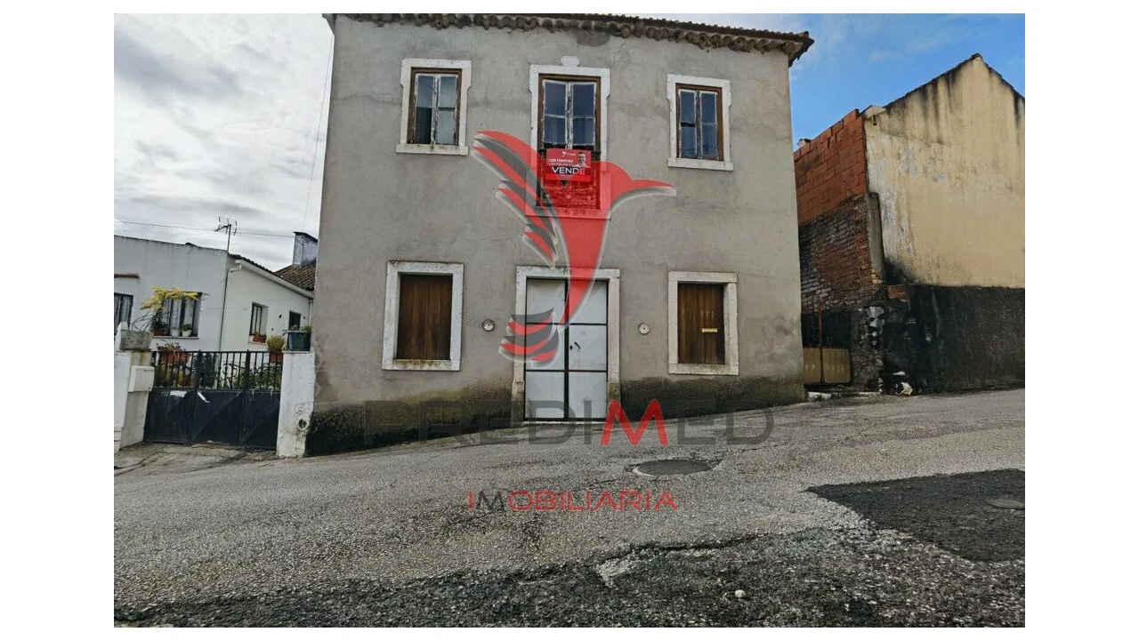 Moradia T3 para Venda em Malhou, Louriceira e Espinheiro Foto 3