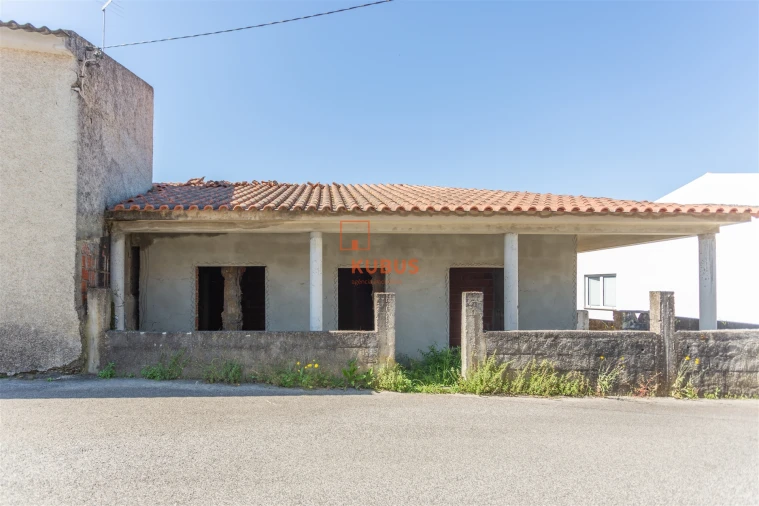 Moradia T2 para Venda em Brogueira, Parceiros de Igreja e Alcorochel Foto 3