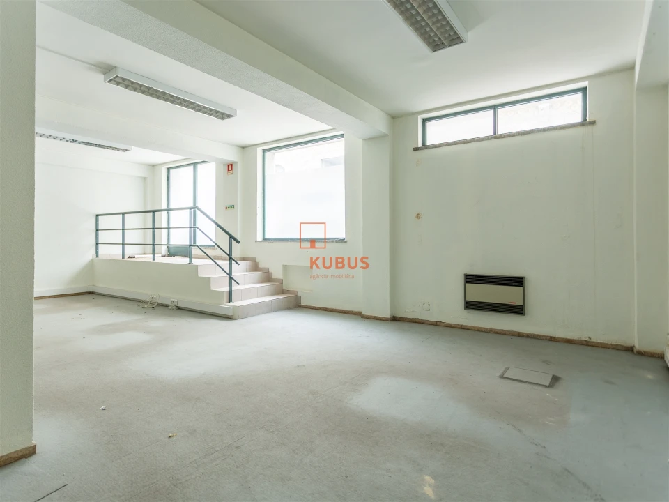 Loja para Venda em Torres Novas (Santa Maria, Salvador e Santiago) Foto 8