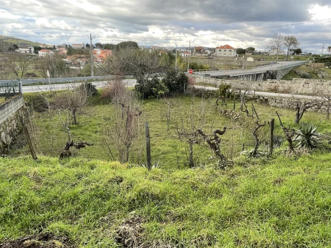 Moradia T3 para Venda em Rio Torto e Lagarinhos Foto 5